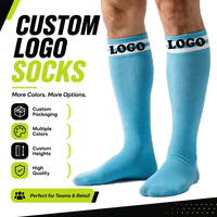 Chaussettes de football en gros antidérapantes respirantes en tricot fin style sport tissu antibactérien avec logo personnalisé sur le bord