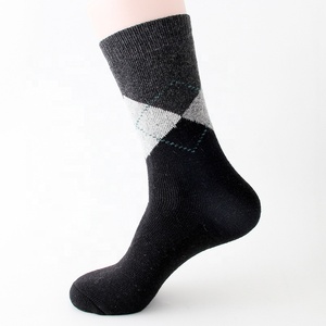 Groothandel Winter Klassieke Argyle Patroon Warme Sokken Dikke Thermische Wol Formele Jurk Crew Sokken Voor Mannen - Product Image 5