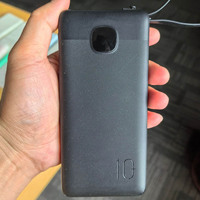 Nouvelle tendance, vente chaude : Batterie externe LED ultra-fine 20000 mAh avec câbles intégrés, recharge rapide Type C