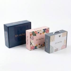 Caja de Regalo Corrugada con Logotipo Personalizado para Ropa - Product Image 4
