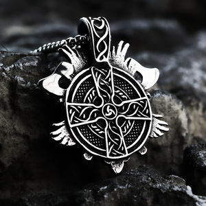 Yunnique-collar con colgante vikingo de acero inoxidable para hombre, diseño de doble hacha, forma de cara, patrón geométrico, joyería de regalo - Product Image 2