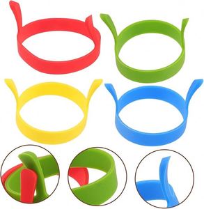 Moule à œufs ronds en silicone à double poignée pour des œufs frits parfaits - Product Image 1