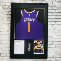 Bingkai Pajangan Olahraga Kotak Kayu dengan Bingkai Besi Hitam untuk Kaos Basket, Sepak Bola, Baseball, dan Sepak Bola Amerika