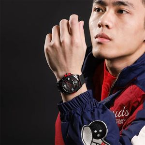 Naviforce 9215 Montre Pour Hommes Mode Montres À Quartz Hommes Silicone Étanche Calendrier <span class=keywords><strong>Semaine</strong></span> Affichage Date Auto Montre-Bracelet - Product Image 2