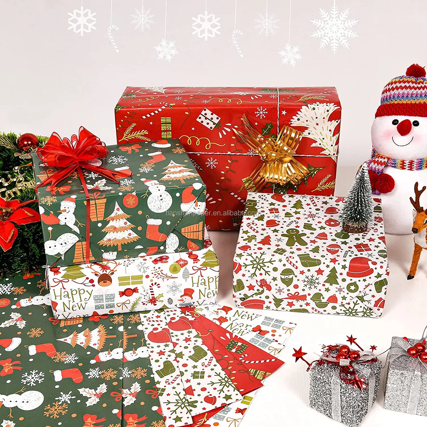 กระดาษห่อของขวัญแบบมีสไตล์และเงางามกระดาษทิชชู่ม้วนกระดาษห่อของขวัญคริสต์มาสสีทอง