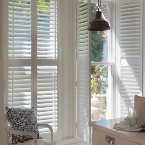 Giá tốt nhất tùy chỉnh ngang Trắng cơ giới GỖ TRỒNG cửa chớp PVC cửa sổ cửa chớp nội thất màn trập rèm - Product Image 5