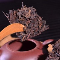 Thé Pu-erh mûr du Yunnan en gros d'usine, brique de 250g, vieilli, amincissant, détoxifiant, pour la perte de poids et le ventre plat, OEM/ODM, marque privée