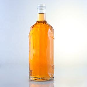 2025 nuevo diseño personalizado botella de vidrio de licor transparente con parte superior de <span class=keywords><strong>Guala</strong></span> para whisky Vodka Gin Brandy agua - Product Image 4
