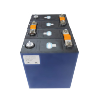 Stock UE Expédition DDP CALB 314Ah Cellules LiFePO4 Cellule de batterie au phosphate de fer lithium M6 à goujon unipolaire pour système solaire