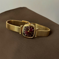 Montre élégante vintage pour femme, luxe, quartz, boîtier en alliage, bracelet en acier inoxydable, cadran en verre, 30 mm, mouvement Seiko, rouge