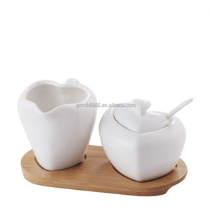 Ciotola di zucchero in porcellana di <span class=keywords><strong>Design</strong></span> a cuore supporto di bambù ciotola di zucchero classica in ceramica con cucchiaio e brocca di latte - Product Image 6