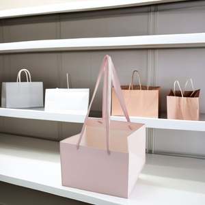 Bolsas de Compras de Papel Kraft Impresas Personalizadas de la Marca Ruiwen, Bolsas de Regalo con Asas de Cinta para Joyería - Product Image 3