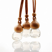Bouteille en verre vide de 8 ml pour parfum et huiles essentielles, avec bouchon diffuseur en bois à suspendre pour voiture et intérieur, vente en gros