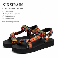 Sandales d'été décontractées Xinzirain personnalisées pour femmes, multicolores, à imprimé ethnique bohème, avec bride en T, bout ouvert, plateforme réglable