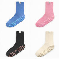 Chaussettes de yoga et de Pilates antidérapantes personnalisées, respirantes, en maille, avec design tricoté