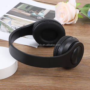 B39 RGB Luminous Không Dây Chơi Game Tai Nghe Stereo Có Thể Gập Lại Tai Nghe Với <span class=keywords><strong>LED</strong></span> Chỉ Số Pin Và Mic - Product Image 4