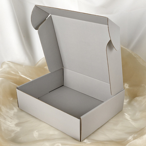 Scatole Biodegradabili per Cosmetici in Carta Kraft a Forma di Aeroplano con Lamina Dorata e Rivestimento UV per Confezioni Regalo di Sieri per la Cura della Pelle - Product Image 4