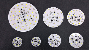 Cung cấp chuyên nghiệp chất lượng cao 94v0 fr4 cho bảng mạch <span class=keywords><strong>PCB</strong></span> cứng nhắc cho đèn <span class=keywords><strong>Led</strong></span> khẩn cấp cho các ứng dụng <span class=keywords><strong>PCB</strong></span> Trần - Product Image 2