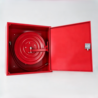 Armoire pour enrouleur de tuyau d'incendie renforcée, résistante aux déformations, pour installations industrielles et ateliers