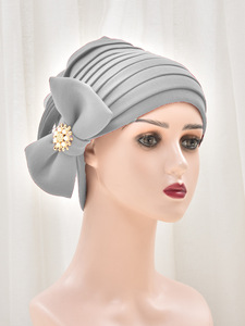 Turbante Musulmán de Lujo Personalizado en Varios Colores para Mujer, Tela Suave con Pliegues y Broche Decorativo, Pañuelo para la Cabeza Modesto, Dubái 2026 - Product Image 6