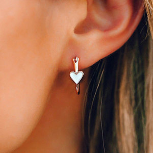 Orecchini a Cerchio a Forma di Cuore E2057, Placcati in Oro, in Lega di Zinco con Incisione 'Love', Regalo Romantico Unisex - Product Image 5