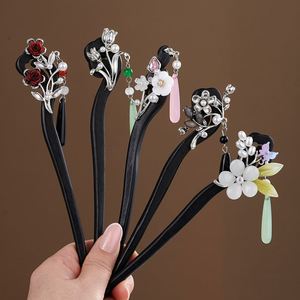 Épingles à cheveux chinoises à fleurs, à pompons, en bois, pour chignon de fête, faites à la main, fourchettes Hanfu, pour femmes et filles, Marque Maxfree - Product Image 3