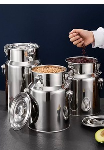 Recipiente <span class=keywords><strong>de</strong></span> Acero Inoxidable para <span class=keywords><strong>Aceite</strong></span> <span class=keywords><strong>de</strong></span> <span class=keywords><strong>Oliva</strong></span>, Tanque <span class=keywords><strong>de</strong></span> Almacenamiento <span class=keywords><strong>de</strong></span> Cocina Clásico y Ecológico con Tapa <span class=keywords><strong>de</strong></span> Hebilla para Regalos y Transporte - Product Image 4