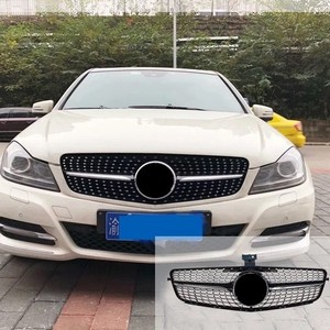 Calandre avant Mercedes-Benz Classe C en plastique ABS style ciel étoilé 2007-2014, kit de modernisation pour pare-chocs - Product Image 1