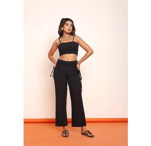 Conjunto de Dos Piezas para Mujer: Top Corset Negro con Cordón Ajustable y Pantalón Recto, Estilo Moderno y Elegante - Product Image 1