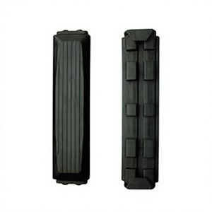 Chenilles en caoutchouc Movil Bolt-On NBR & EPDM pour équipement Bunyip avec service de moulage - Product Image 2
