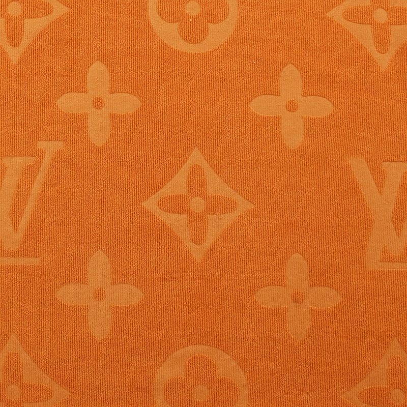 Para diseños personalizados en relieve, comuníquese con el servicio de atención al cliente.