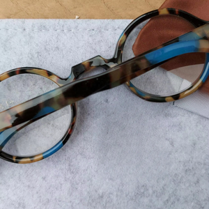 Lunettes de vue rondes en matériau PC, tendance pour hommes, certifiées CE, protègent vos <span class=keywords><strong>yeux</strong></span> et offrent une vision claire et durable pour la vie quotidienne - Product Image 1