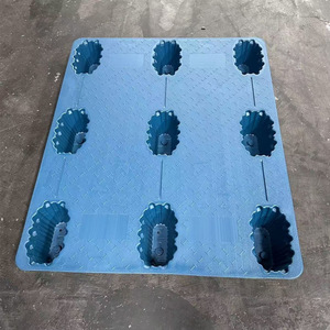 Blow Molding Nine Legged Flat <b>Pallet</b> 105mm Height 1500kg Static Load 4 Way Entry Single Faced Plastic Warehouse <b>Pallet</b> - Product Image 1