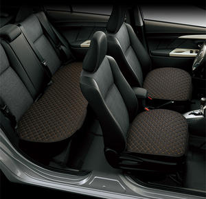 Housse de siège de voiture universelle en PU respirant de <span class=keywords><strong>luxe</strong></span> à motif diamant, protection intégrale pour l'intérieur de la voiture, 2 pièces - Product Image 1