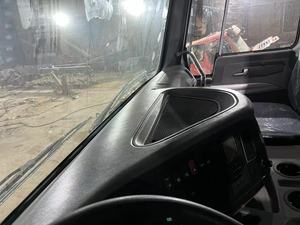 Grúa montada en camión con volante a la izquierda HOWO de la marca más popular a la venta - Product Image 4