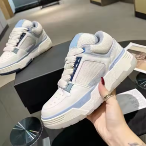 Scarpe di Lusso da Designer Nere e <span class=keywords><strong>Bianche</strong></span>, <span class=keywords><strong>Sneakers</strong></span> Casual in <span class=keywords><strong>Pelle</strong></span> e Gomma per <span class=keywords><strong>Uomo</strong></span>, Stile Amiry per Camminata - Product Image 2