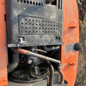 รถขุดไฮดรอลิกตีนตะขาบฮิตาชิ ZX360H มือสองคุณภาพสูง ขนาด 36 ตัน เครื่องยนต์ดีเซล Deutz รุ่นปี 2023 - Product Image 5