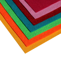 Tissu non tissé en feutre perforé à l'aiguille en polyester PPPE de beauté en gros