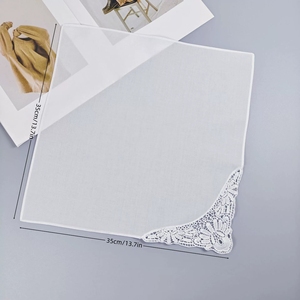 Pañuelo de algodón blanco con borde de encaje para boda y Navidad, de algodón peinado - Product Image 4