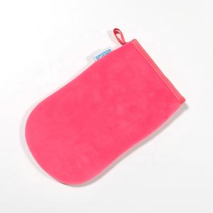 Gant en <span class=keywords><strong>mousse</strong></span> autobronzant d'aspect naturel de qualité supérieure - Product Image 5