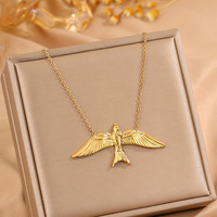 Collier pendentif colombe sportif en acier inoxydable plaqué or 18 carats avec pierre en résine électroplaquée pour femme