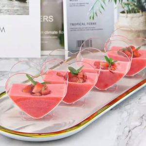 Gobelet à dessert transparent en PS à paroi simple de 70 ml, jetable, écologique, en forme de cœur, pour les fêtes en plein air - Product Image 1