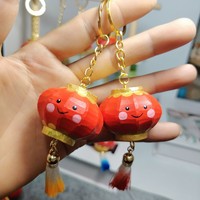 Rustikale Holzdekoration, solide, kreative Schmuck-Holzschnitzerei, Laternen im nationalen Stil, mit Fransen versehener Schlüsselanhänger, Taschenanhänger, Geschenk aus Holz
