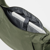 Sac bandoulière imperméable en nylon grande capacité, sac à l'épaule décontracté, logo personnalisé, couleur personnalisée, fourniture d'usine pour les voyages quotidiens