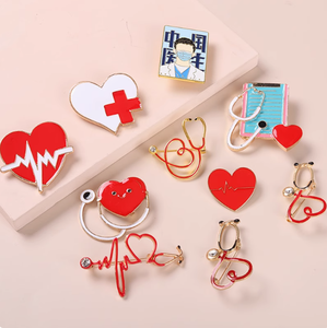 Tùy Chỉnh Số Lượng Lớn Biểu Tượng Phù Hiệu Trái Tim Thời Trang Y Tế Pins Pines Mềm Men Charms Mạ Vàng Thủ Công Kim Loại Ve Áo Pin Cho Quà Tặng - Product Image 4