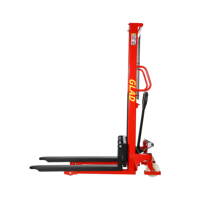 Chariot élévateur manuel à manivelle du Zhejiang, Chine, capacité 1,5 tonne, largeur de fourche 150 mm, utilisation intérieure, garantie 1 an