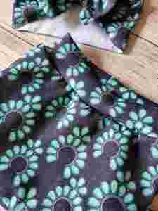 Nuovi Pantaloncini per Bambine con Stampa Turchese e Vita Arricciata - Product Image 5