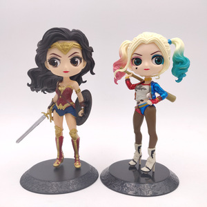 Figuras de acción transfronterizas de Joker, Wonder Woman, Harley Quinn <span class=keywords><strong>y</strong></span> <span class=keywords><strong>Superman</strong></span> con base para decoración - Product Image 4