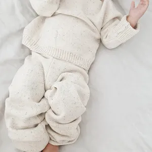 Kunden spezifische 100% Bio-Baumwolle Baby kleidung Set Stram pler Pullover Hosen Mutter Sets