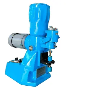 Rubber roller filling machine for mounting and de-mounting rubber cots machine